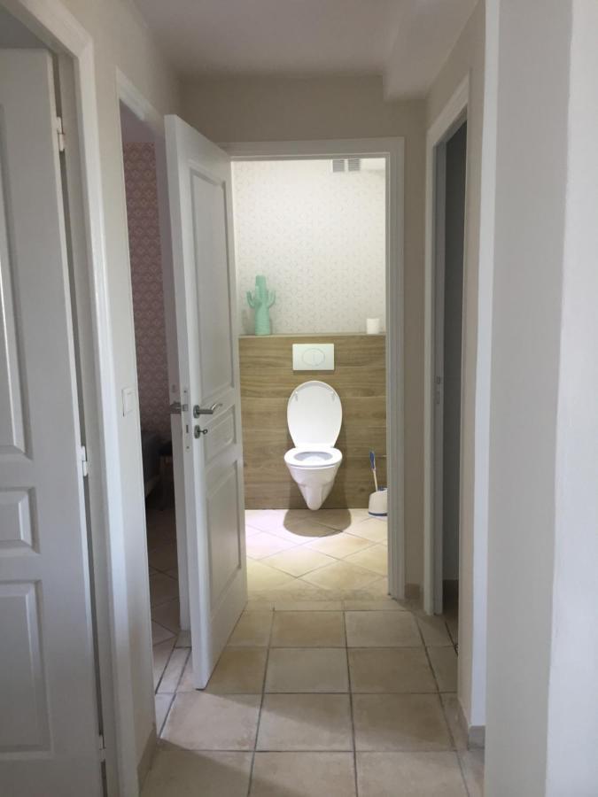 Vacances Ideales Limite Sanary Sur Mer !! Logement Partage Shared Accommodation Ollioules Zewnętrze zdjęcie